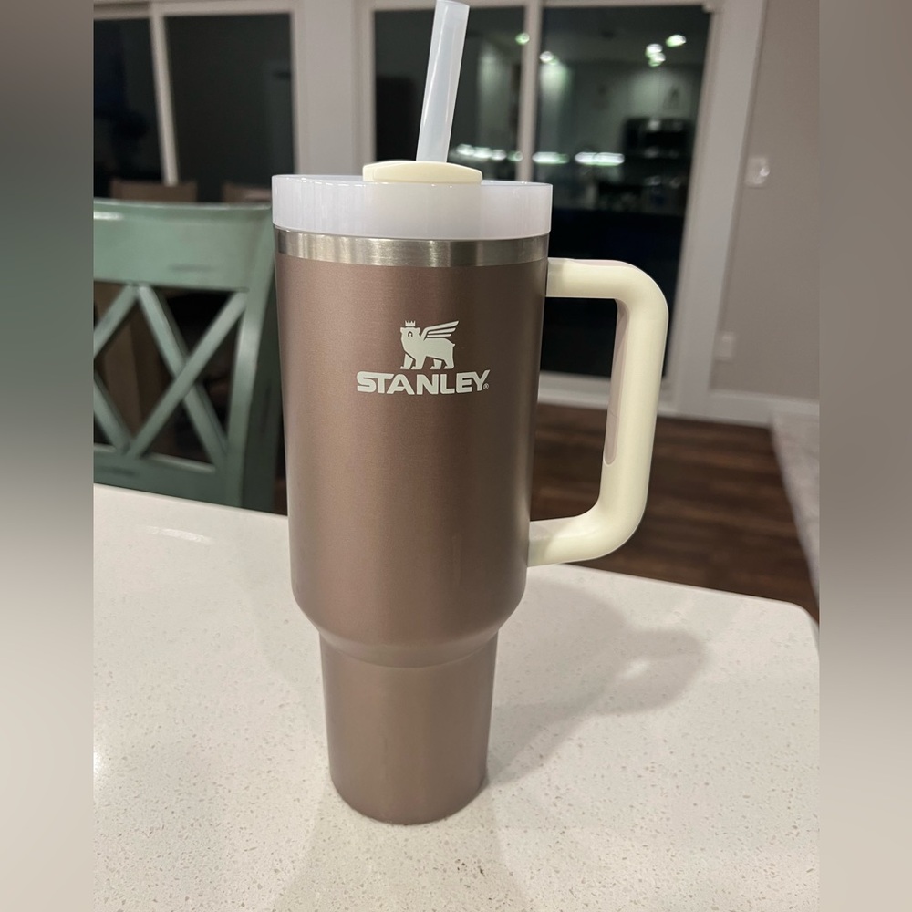 Stanley 40oz rose gold tumbler